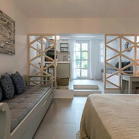 Athina And Plaka Apartamento Naxos City